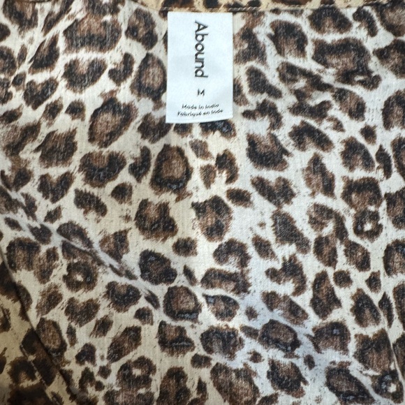 Abound Leopard Print Puff Sleeve Blouse - Picture 3 of 7